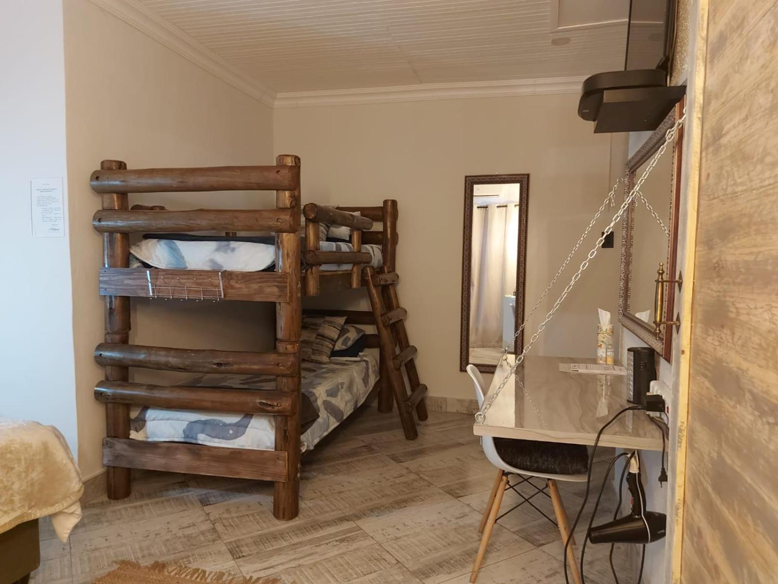 Villa Mariss Guesthouse Kraaifontein Экстерьер фото
