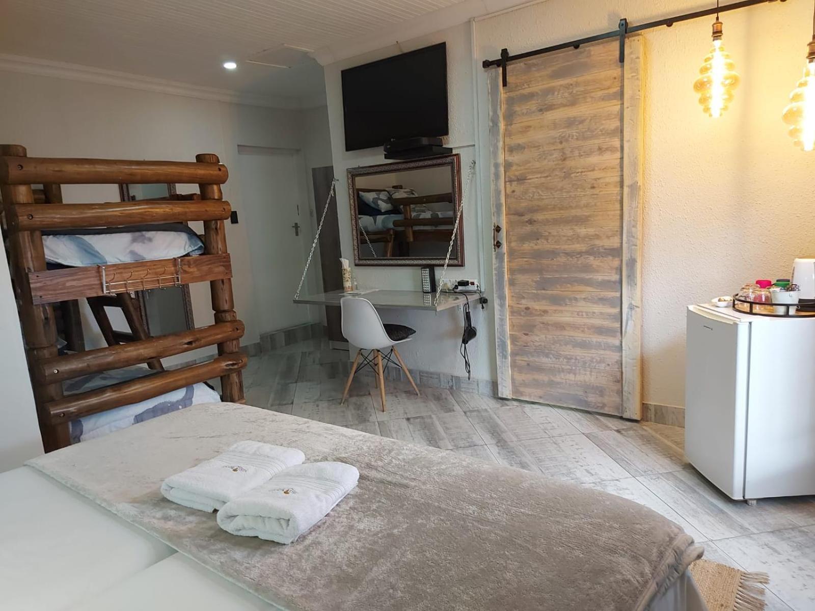 Villa Mariss Guesthouse Kraaifontein Экстерьер фото
