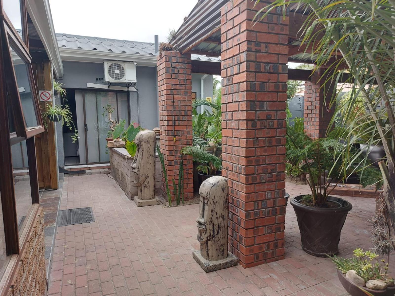 Villa Mariss Guesthouse Kraaifontein Экстерьер фото