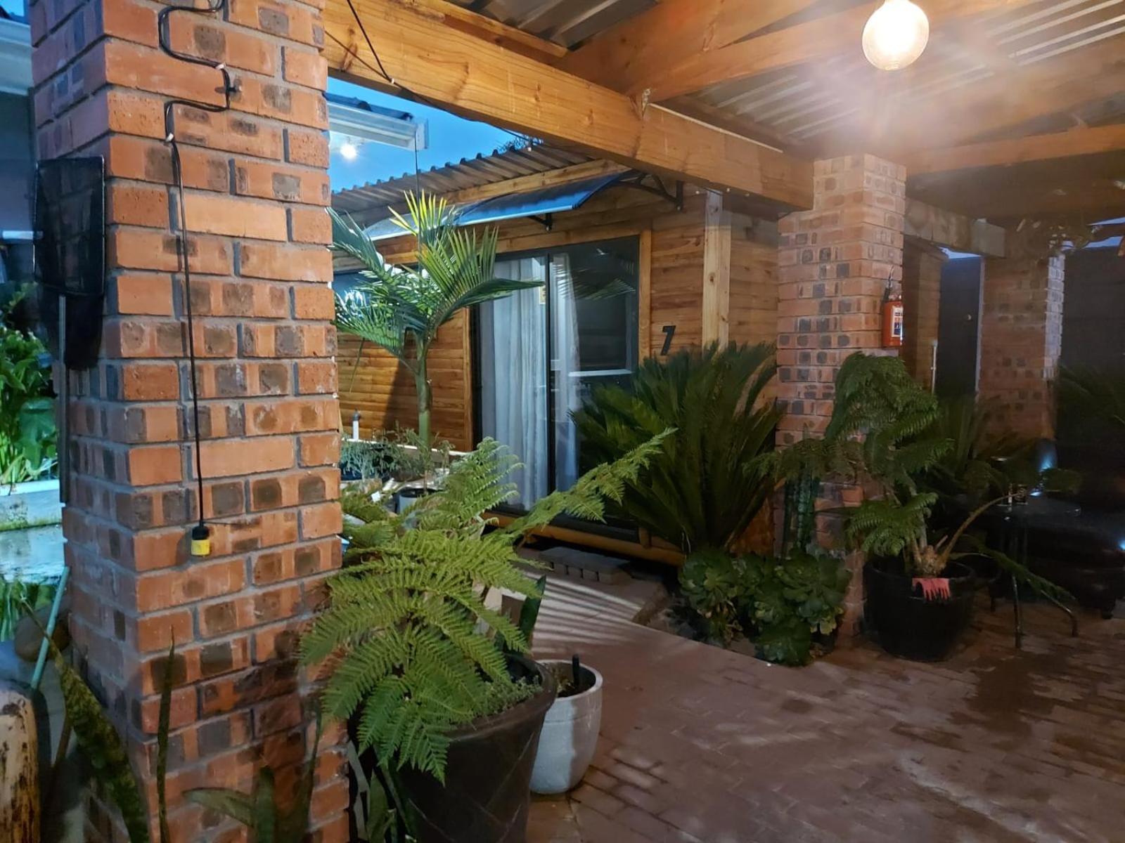 Villa Mariss Guesthouse Kraaifontein Экстерьер фото